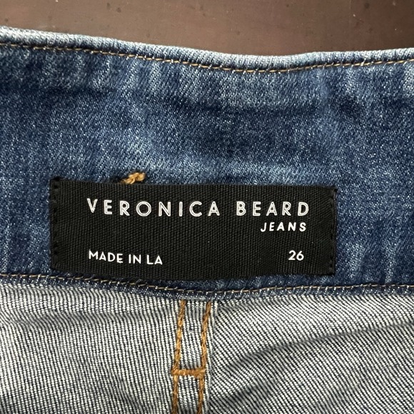 Veronica Beard Jaylen Denim Jean Shorts In Cornflower Blue High Rise‎ Size 26 - Picture 8 of 10